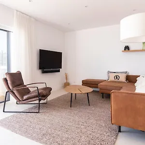 Penthouse With Jacuzzi And Sea View, Morabeza Deluxe Apartment Mindelo